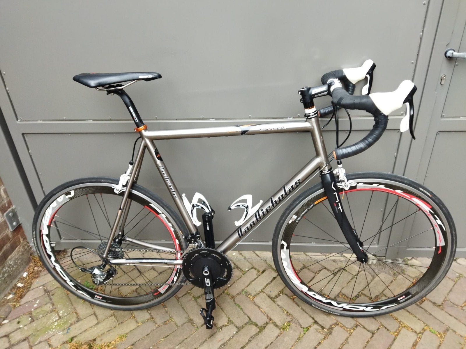 Van nicholas Chinook Titanium Mooie Maat 60, Fietsen en Brommers, Fietsen | Racefietsen, 28 inch, Zo goed als nieuw, 57 tot 61 cm