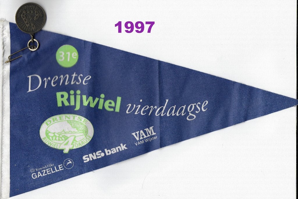 Fietsvaantjes / medailles rijwiel vierdaagse + fietsdagspeld, Postzegels en Munten, Ophalen of Verzenden, Overige materialen