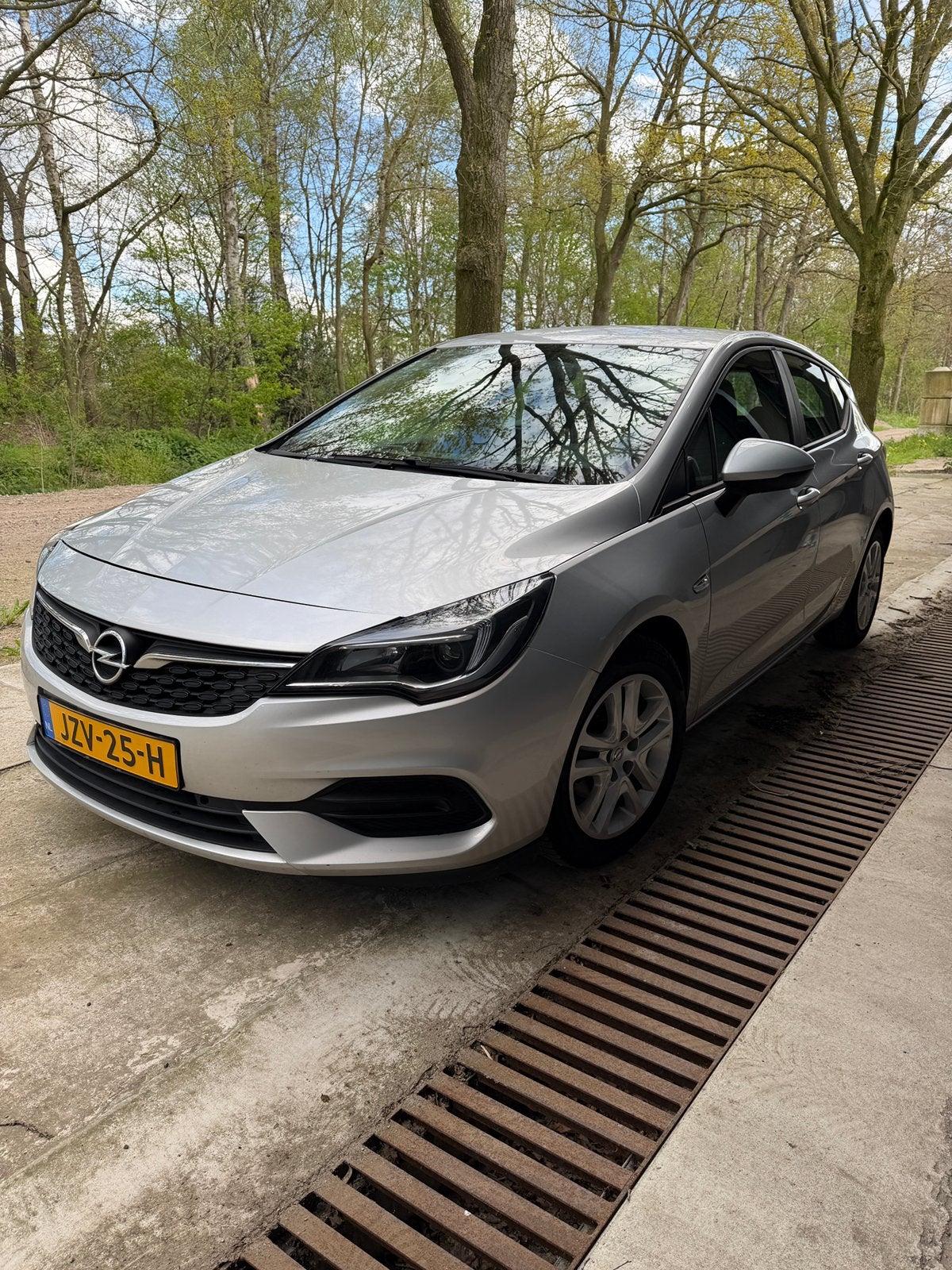 Opel Astra 1.2 Turbo | nw apk | grote beurt | zeer zuinig, Auto's, Opel, Voorwielaandrijving, 1199 cc, 620 kg, Bedrijf