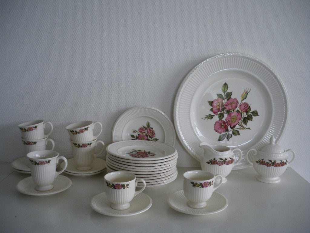 Wedgwood Brair Rose servies, Ophalen of Verzenden, Zo goed als nieuw, Bord(en), Wedgwood