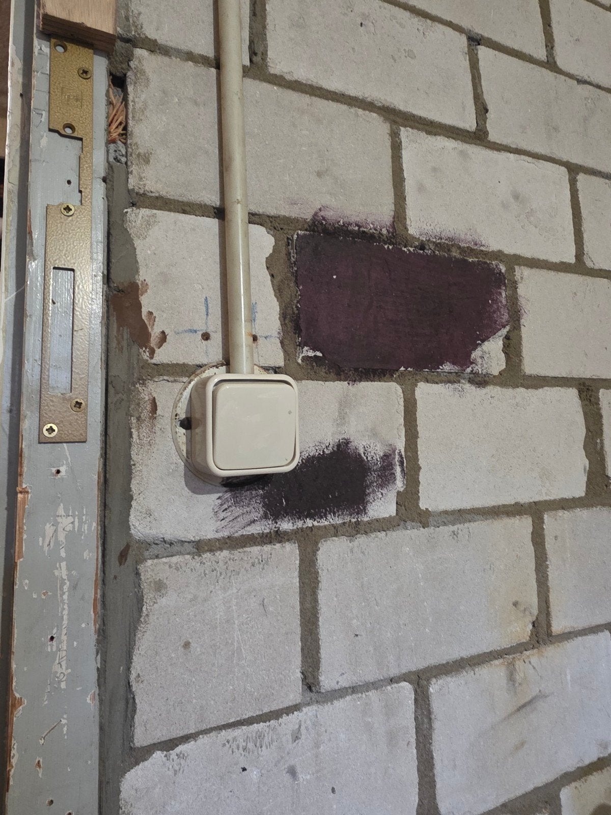 Gezocht Elektricien!!!, Ophalen