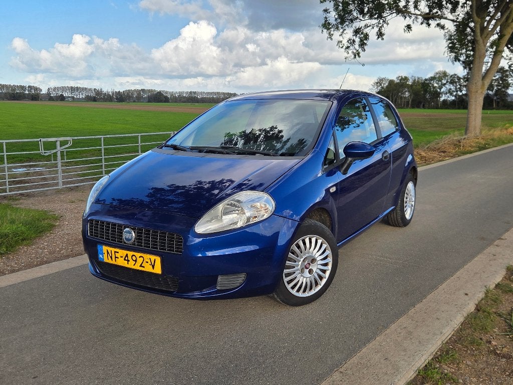 Fiat Punto 1.4 3DR 2008 Blauw, Auto's, Voorwielaandrijving, 40 €/maand, 4 cilinders, Handgeschakeld