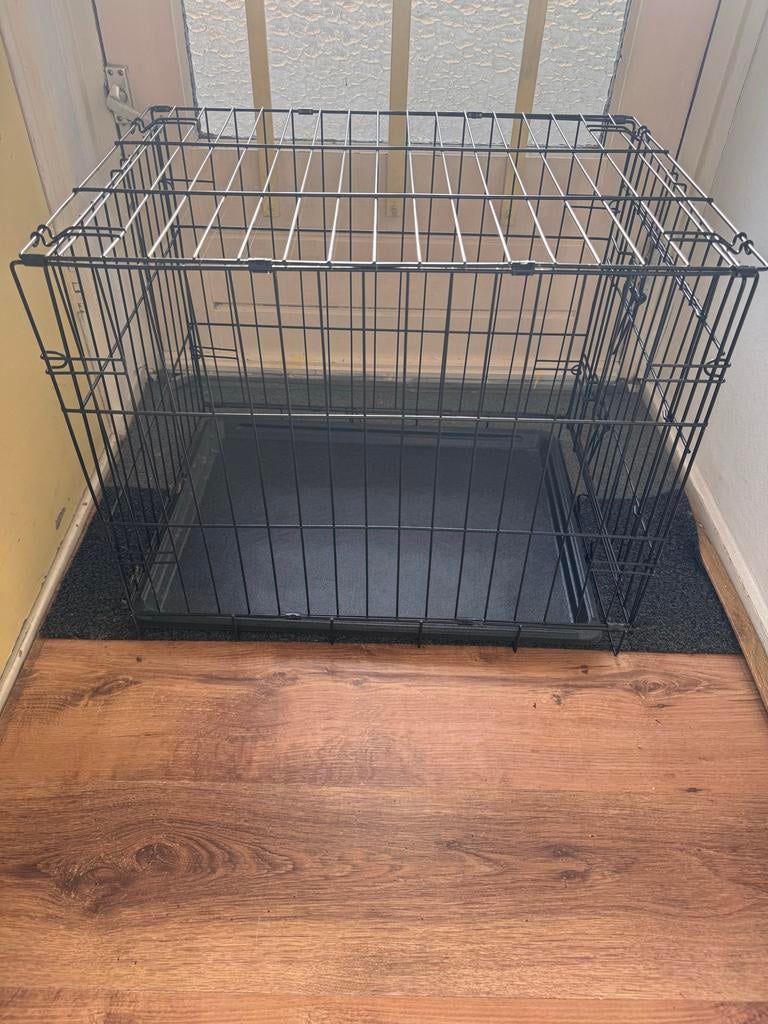 Pet Crate | Hondenbench, Ophalen, Zo goed als nieuw