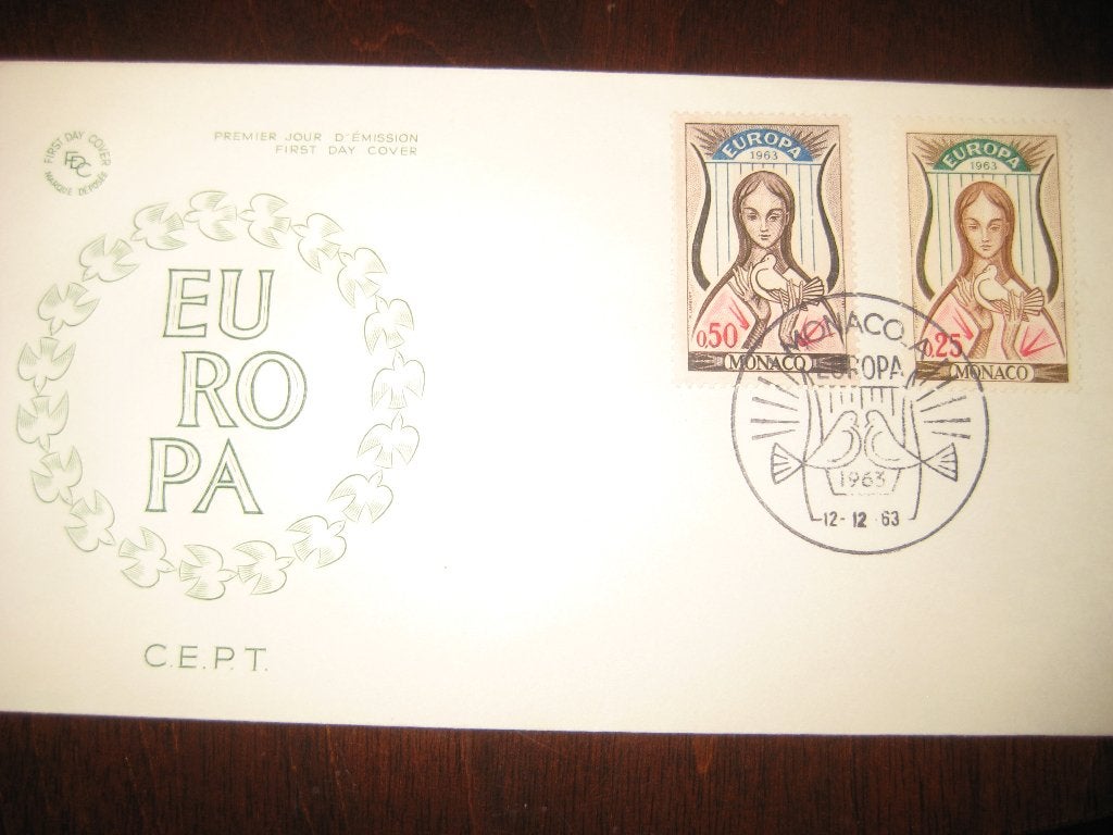 6 eerste dag enveloppen o.a. Europacept, Postzegels en Munten, Postzegels | Eerstedagenveloppen, Ophalen of Verzenden, Onbeschreven