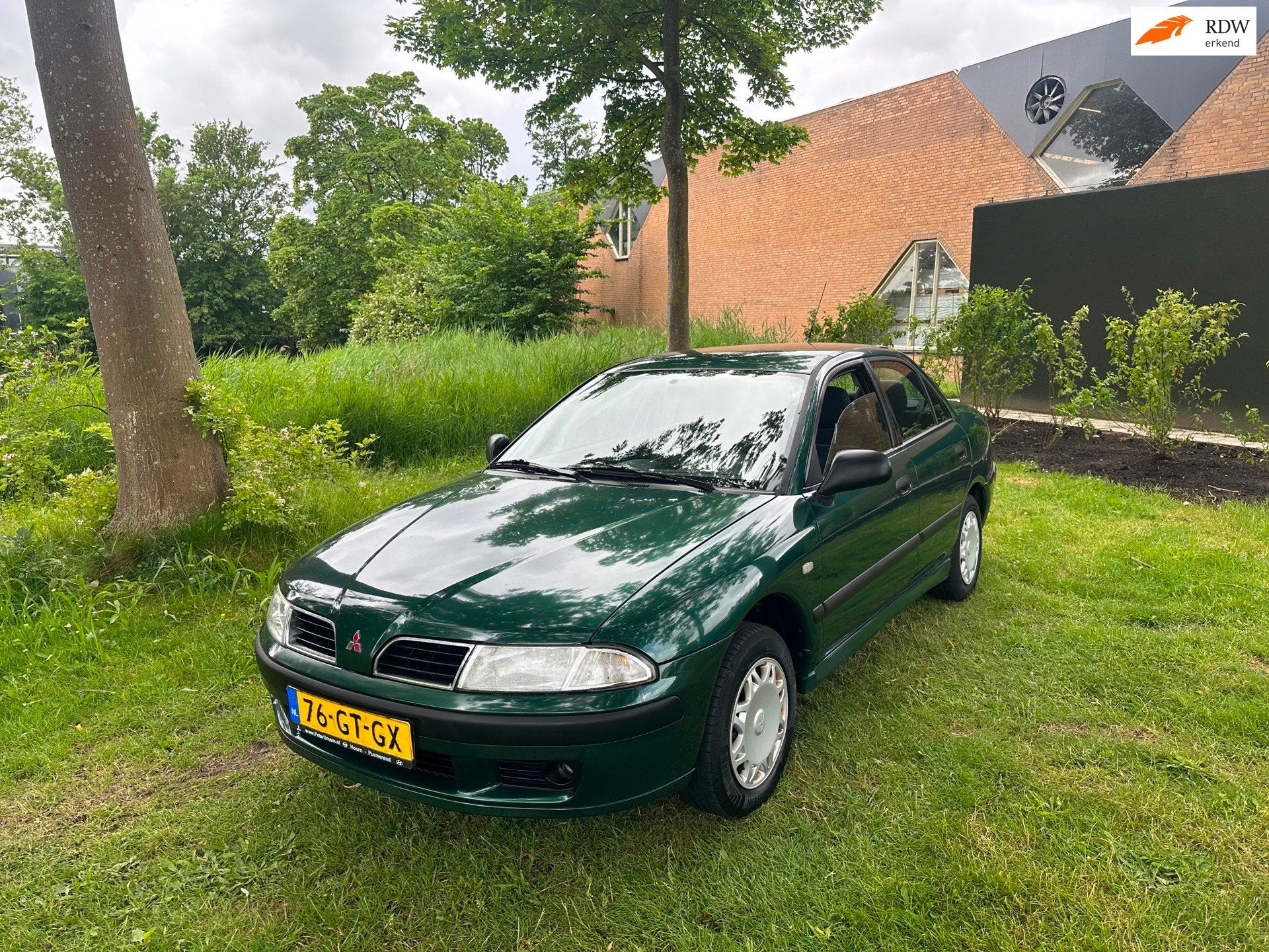 Mitsubishi Carisma 1.6 Avance Airco Elek. Ramen 46DKM NAP! 1, Auto's, Mitsubishi, 4 cilinders, 49 €/maand, Bedrijf, Handgeschakeld