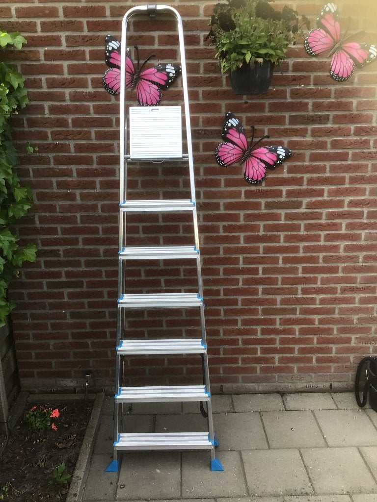Trap, Ophalen, Zo goed als nieuw, Metaal, 200 cm of meer
