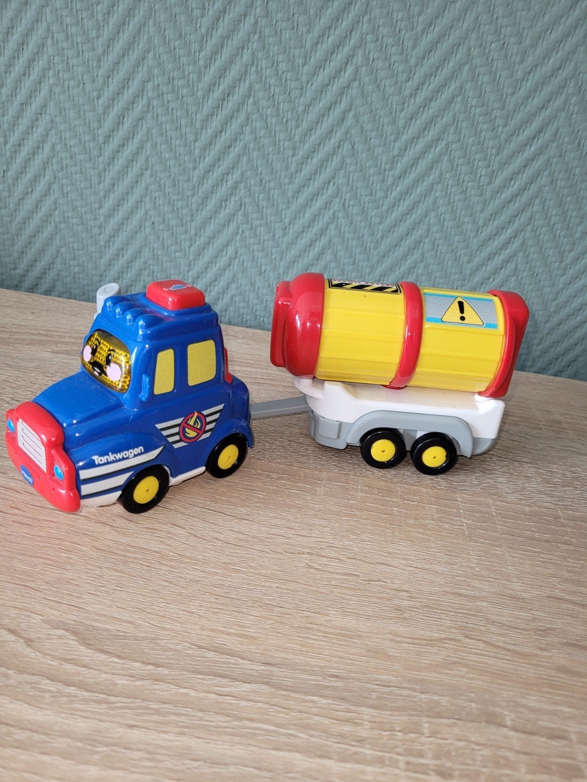 VTech Tankwagen met aanhanger - Zo goed als nieuw, Ophalen of Verzenden, Zo goed als nieuw