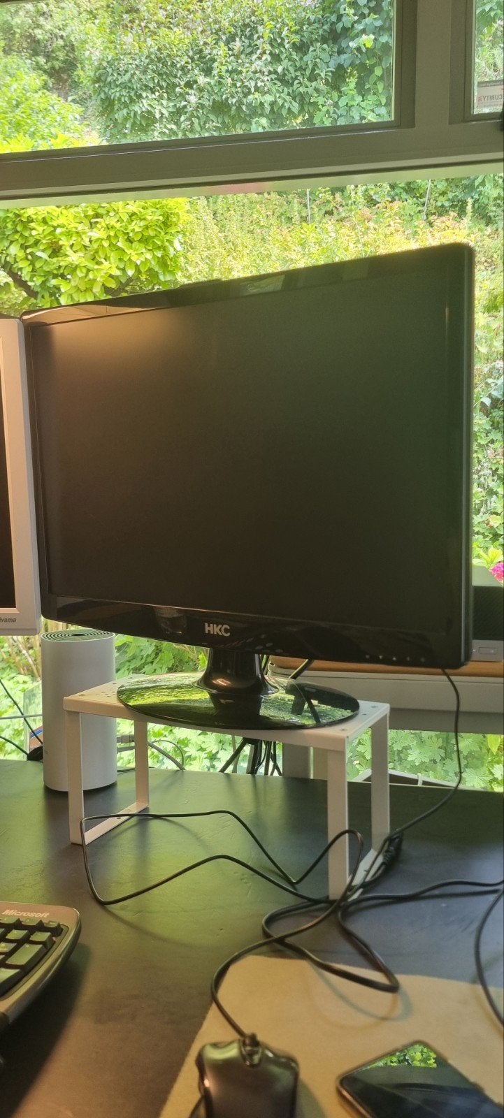 HKC 2209AD Monitor - Goede staat, Ophalen, Gebruikt, Full HD, VGA