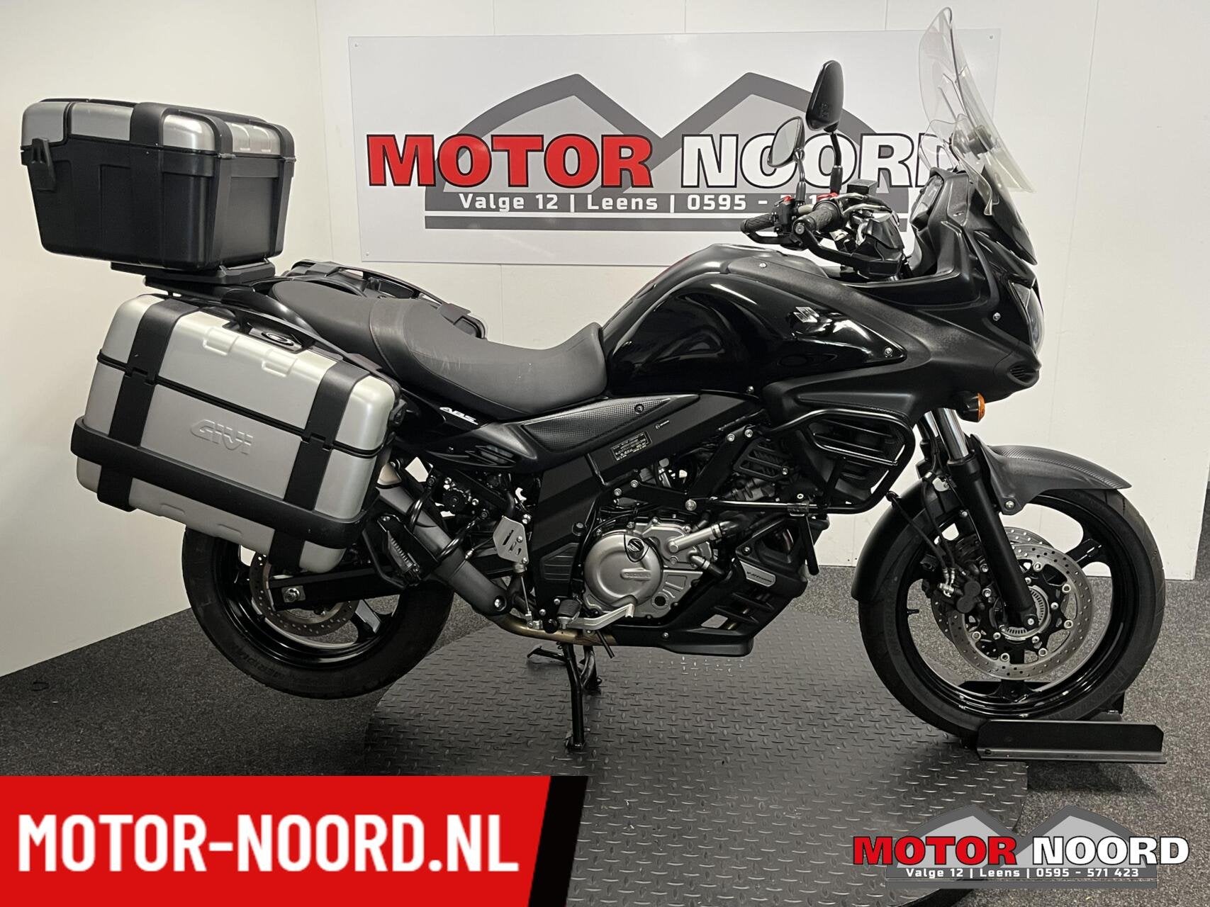 Suzuki DL 650 V-Strom ABS Black Rhino pakket 28000 km, Motoren, Meer dan 35 kW, Toermotor, Handgeschakeld, 645 cc