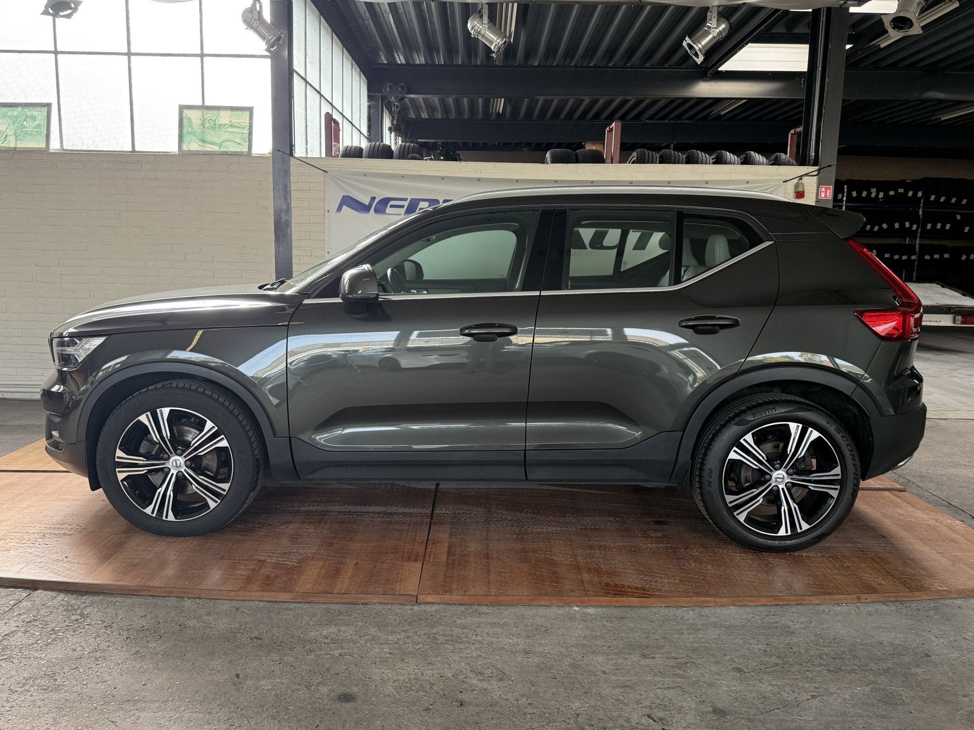 Volvo XC40 2.0 T4 Inscription (bj 2019, automaat), 12 maanden, 15 km/l, Euro 6, Bedrijf