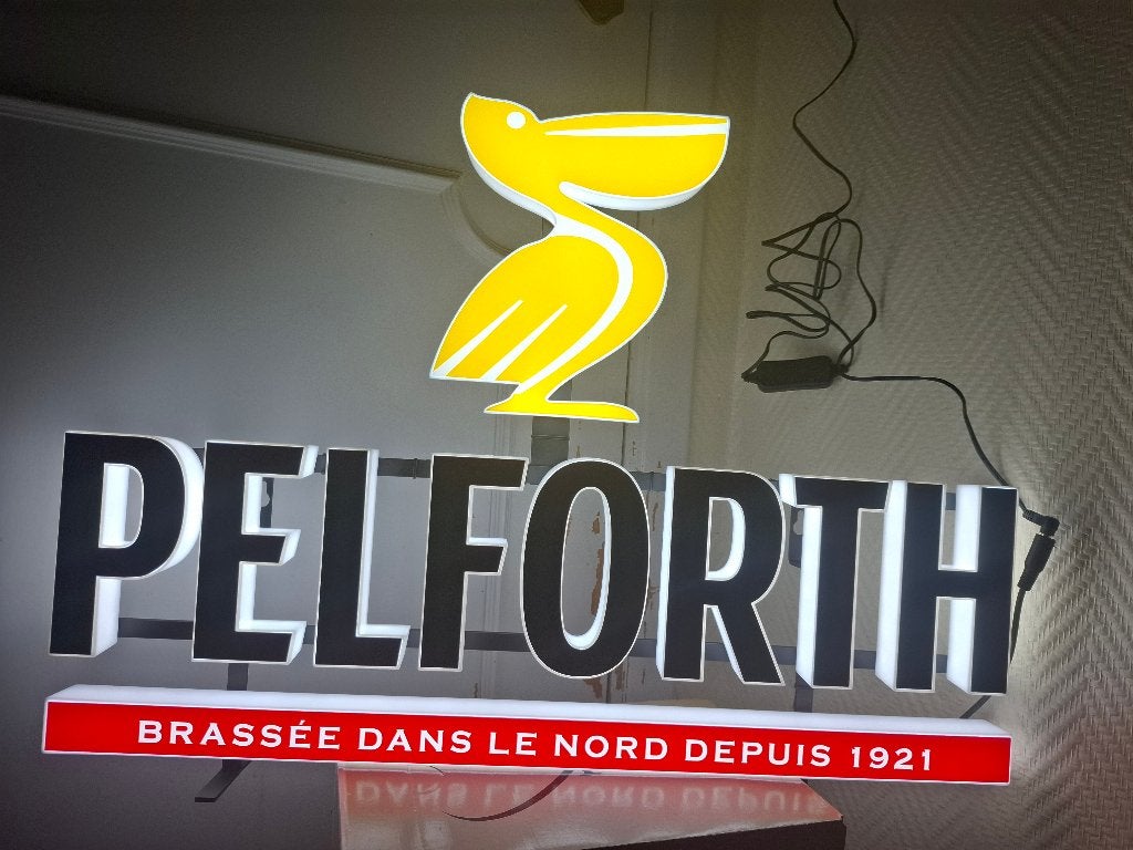 lichtreclame Pelforth bier, Ophalen of Verzenden, Nieuw, Lichtbak of (neon) lamp