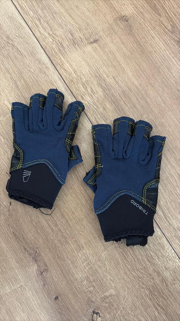 Zeilhandschoenen maat 128, Watersport en Boten, Ophalen of Verzenden, Zo goed als nieuw, Kind, Overige typen