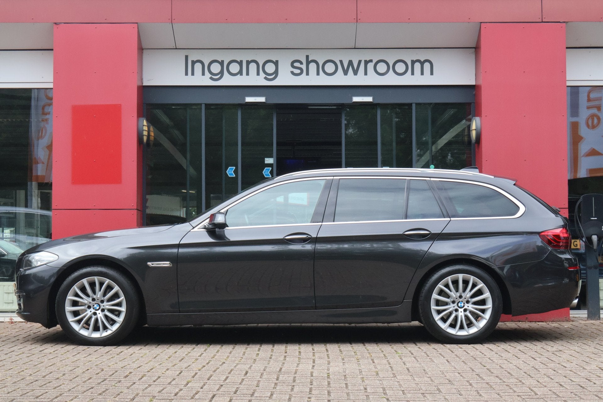 BMW 5 Serie Touring 530d Luxury Edition | 6-cilinder | HUD |, Auto's, BMW, Achterwielaandrijving, Gebruikt, Euro 6, 2993 cc