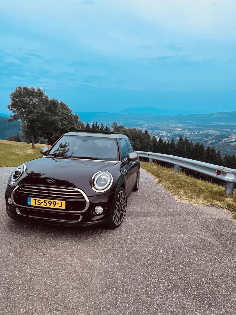 MINI Cooper 5d Automaat Panorama Dealer onderhoud 90dkm HUD, Auto's, Mini, Overige kleuren, Particulier, 3 cilinders, Cooper