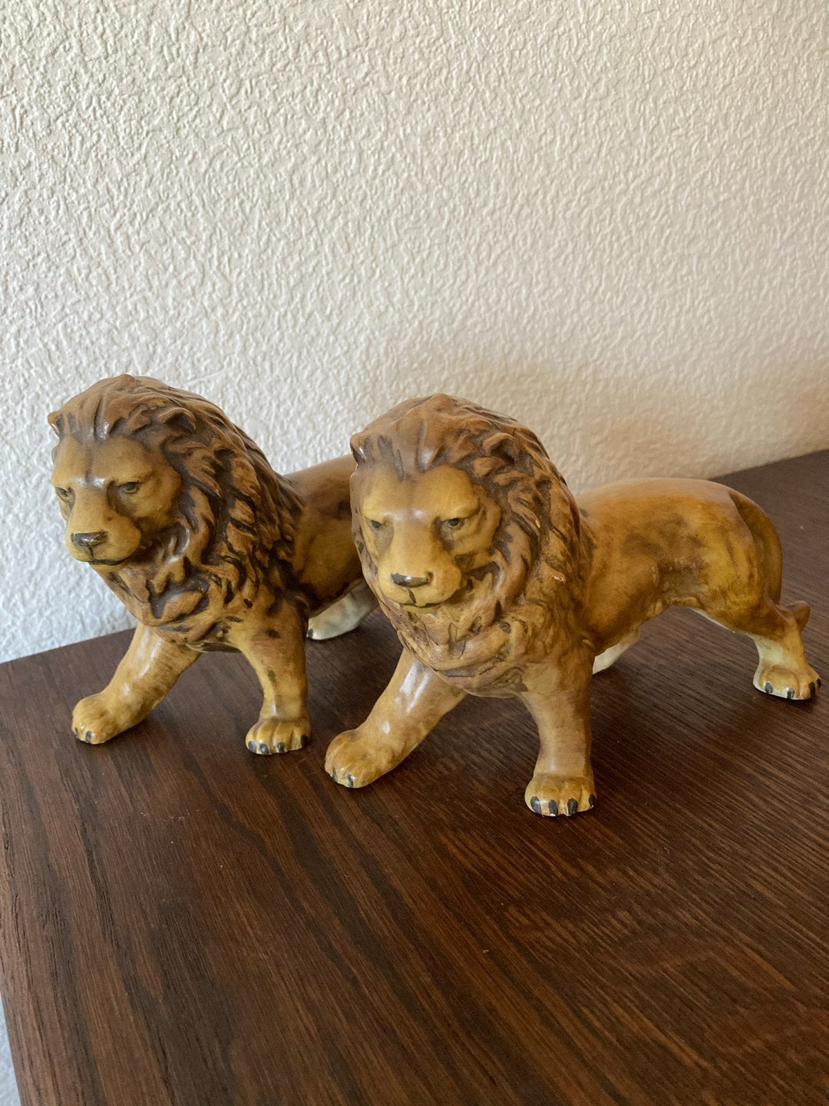 Aardewerk leeuwen Staffordshire stijl eind 19e begin 20e e, Minder dan 20 cm, Ophalen of Verzenden, Zoogdier, Steen of Keramiek