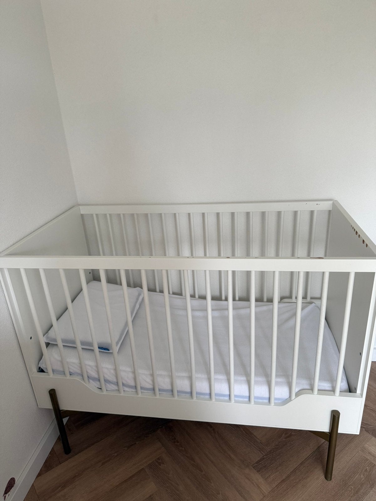 Kidsmill ledikant inclusief matras en topper van aerosleep, Ophalen, Gebruikt