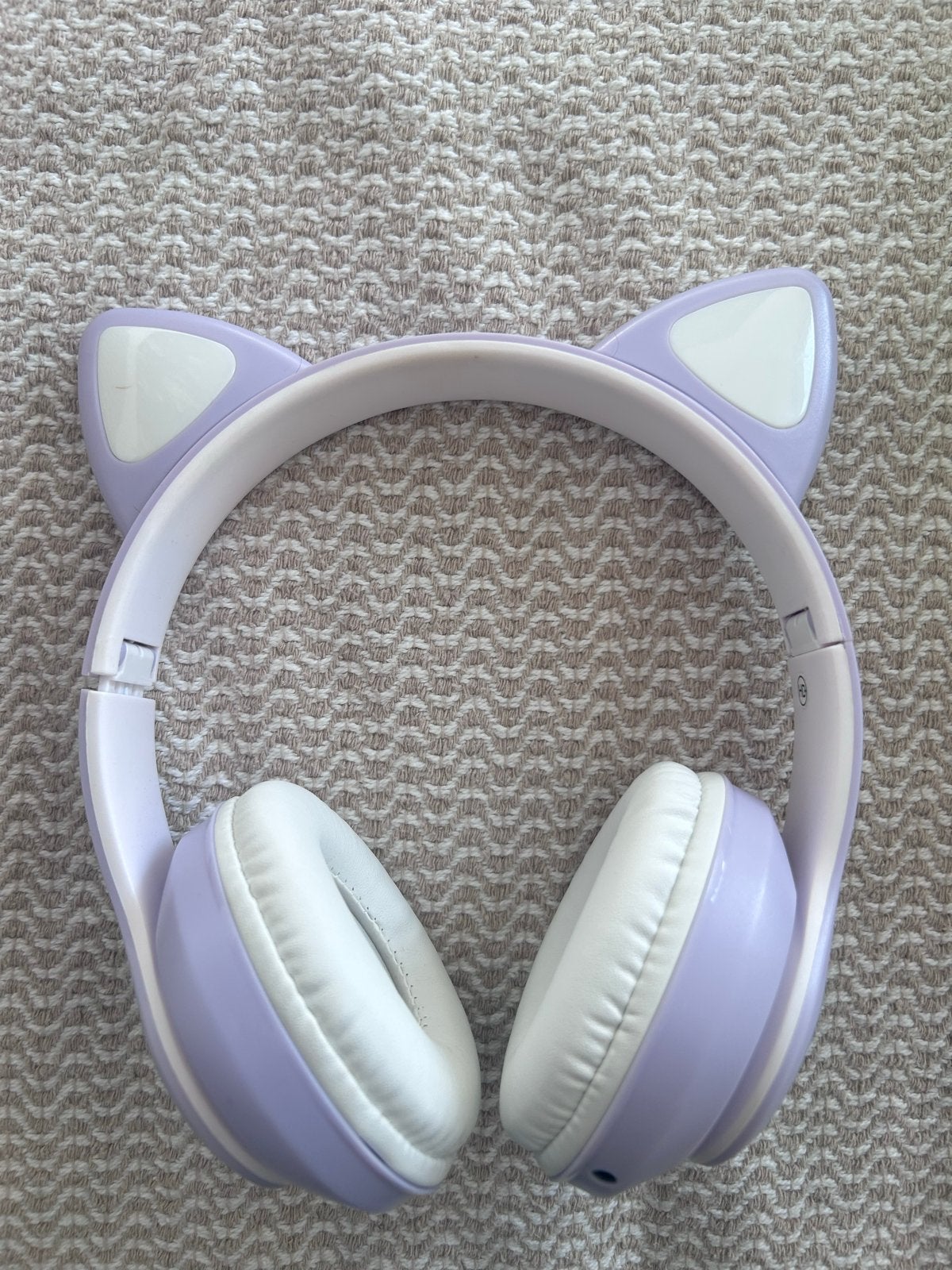 Leuke paarse koptelefoon met kattenoortjes, Overige merken, Gebruikt, Ophalen of Verzenden, Over-ear
