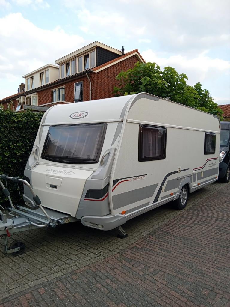 Te koop LMC musica 490e, Rondzit, Koelkast, Particulier, Tot en met 4