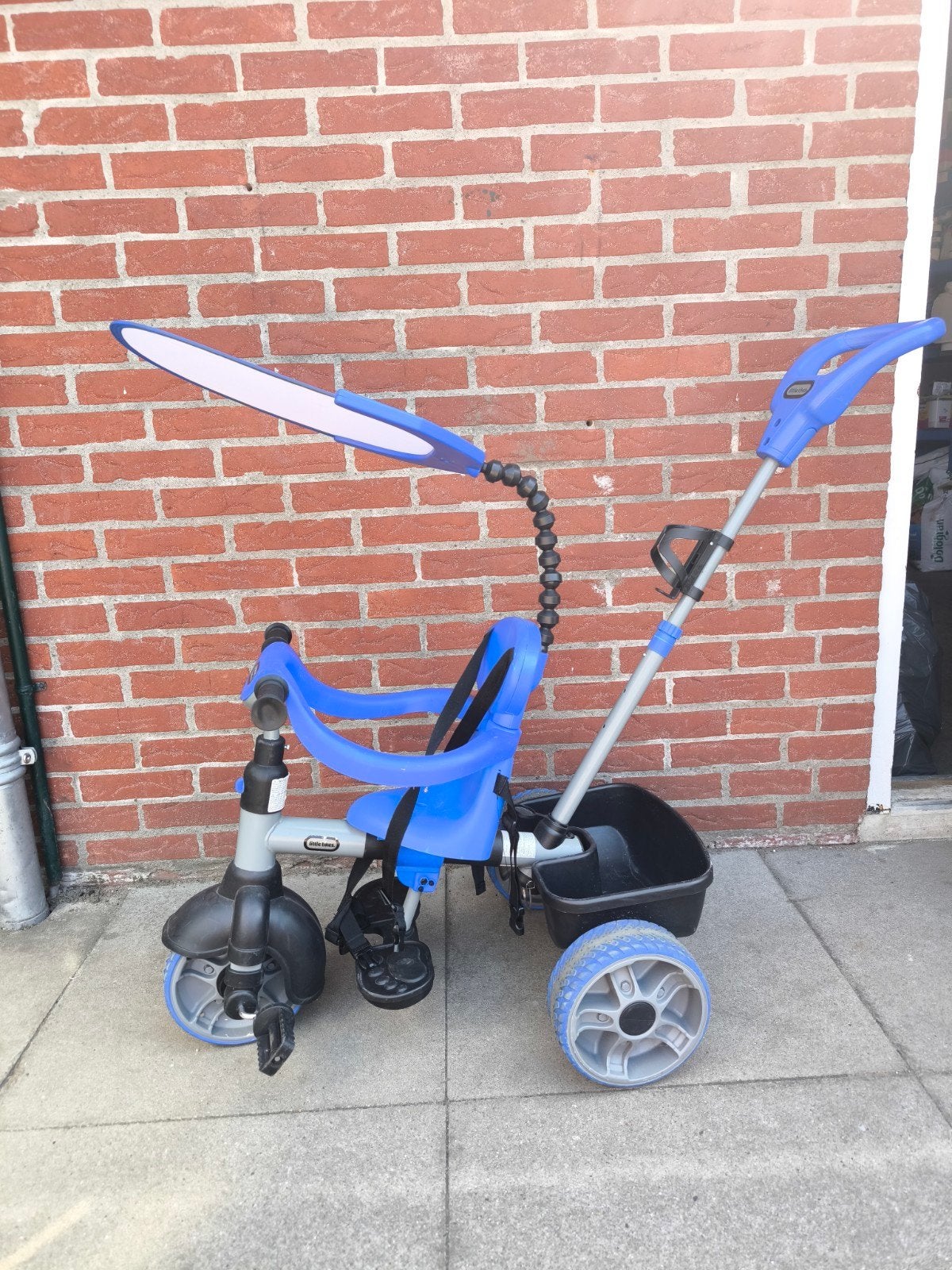 Little Tikes driewieler met duwstang 4 in 1 Trike Blauw, Ophalen, Zo goed als nieuw, Little Tikes, Duwstang