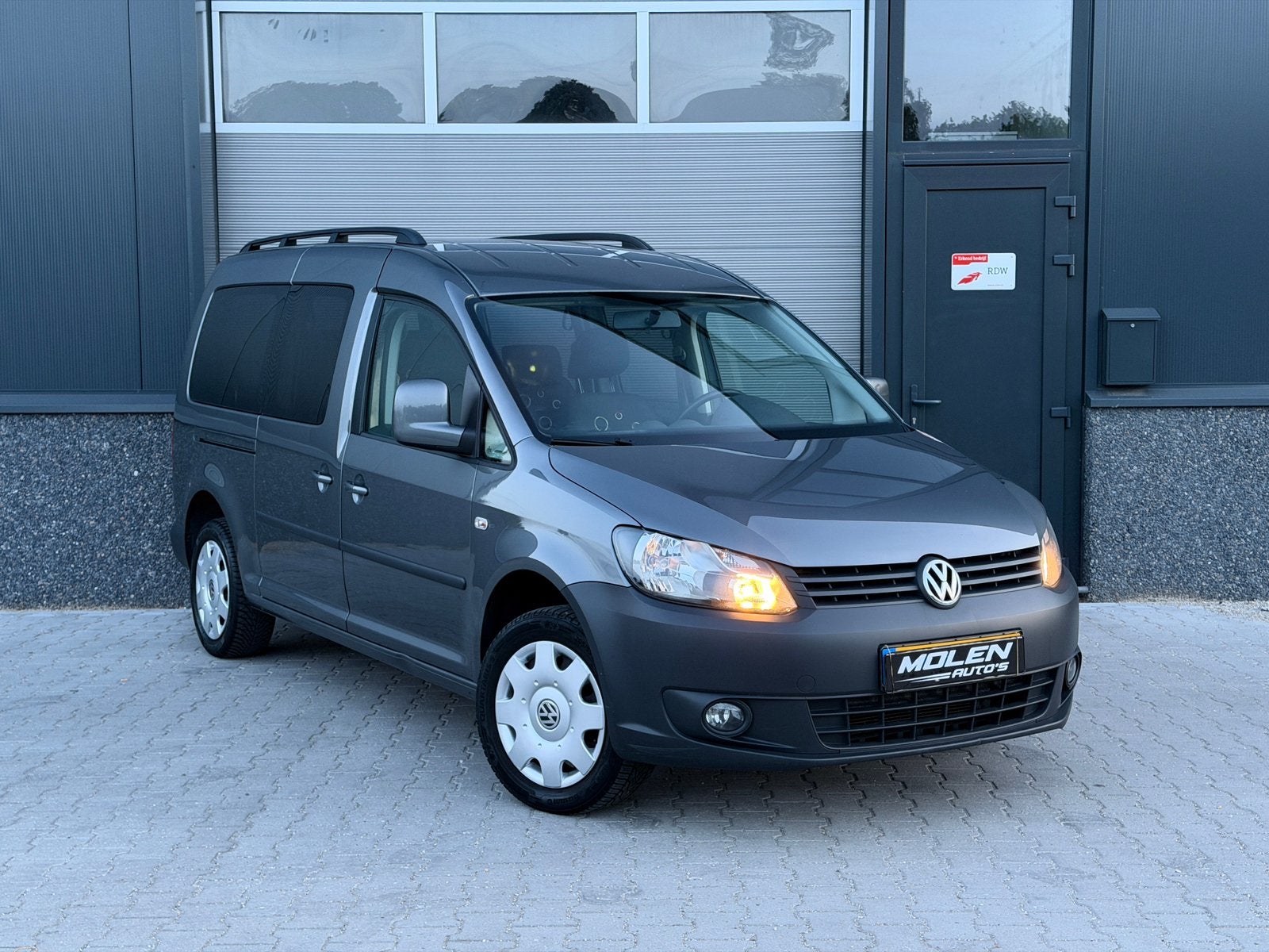 Volkswagen Caddy Maxi 1.2 TSI |7 Persoons|Airco|Trekhaak|PDC, Auto's, Volkswagen, Voorwielaandrijving, Stof, 4 cilinders, Handgeschakeld