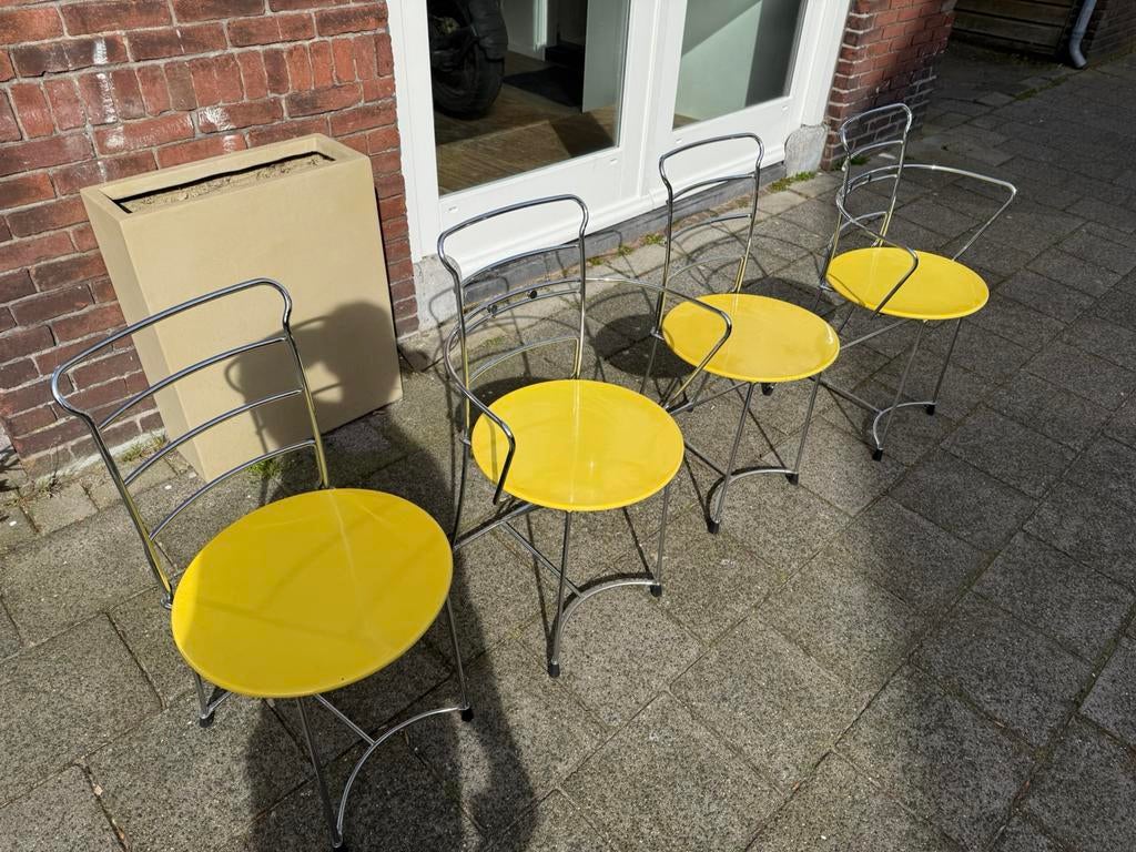Xilitalia design stoelen, Ophalen