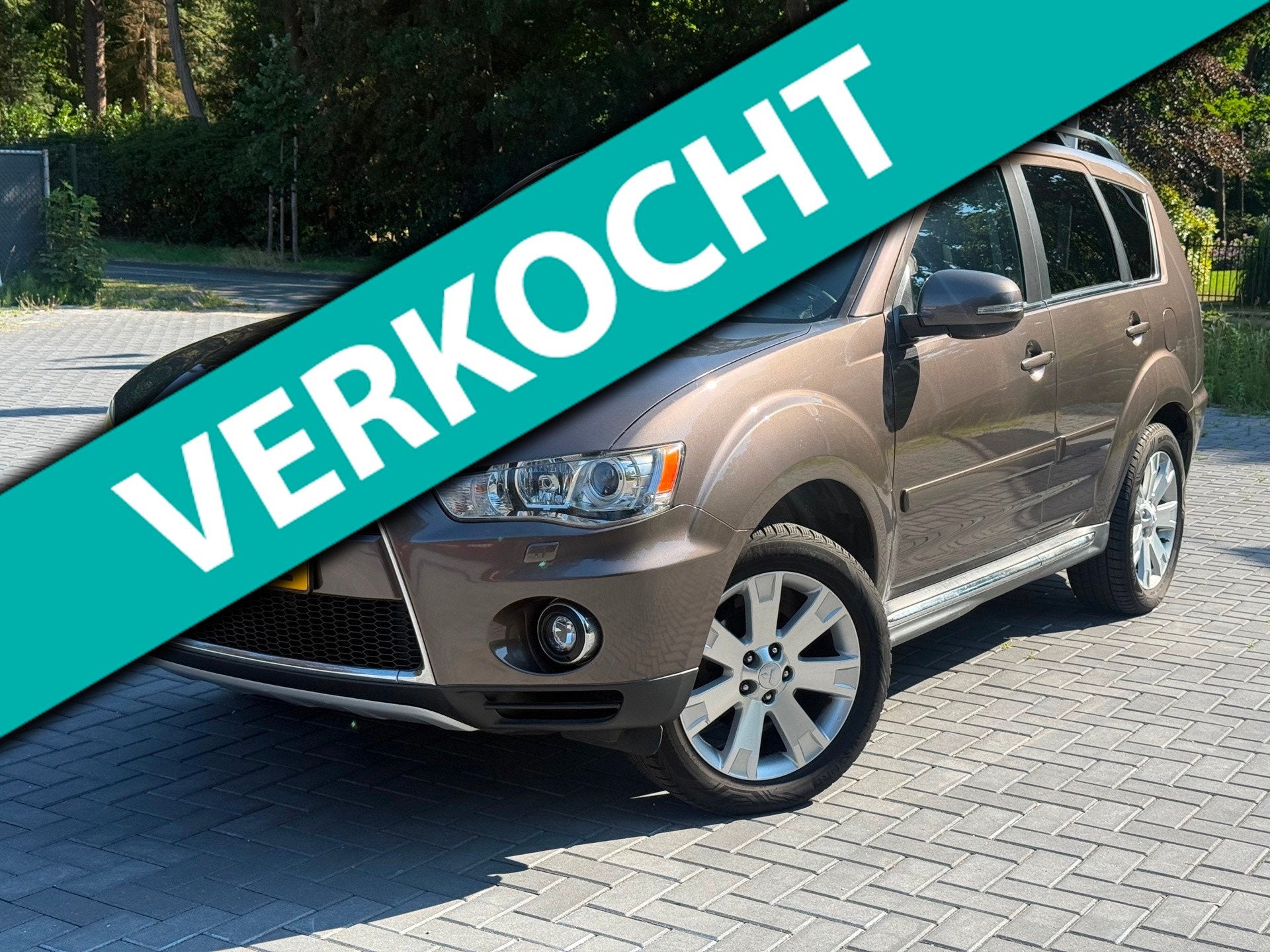 Mitsubishi Outlander 2.0 Instyle/Automaat/Airco/Cruise/Navi/, Auto's, 4 cilinders, Bruin, Bi-Xenon koplampen, Bedrijf