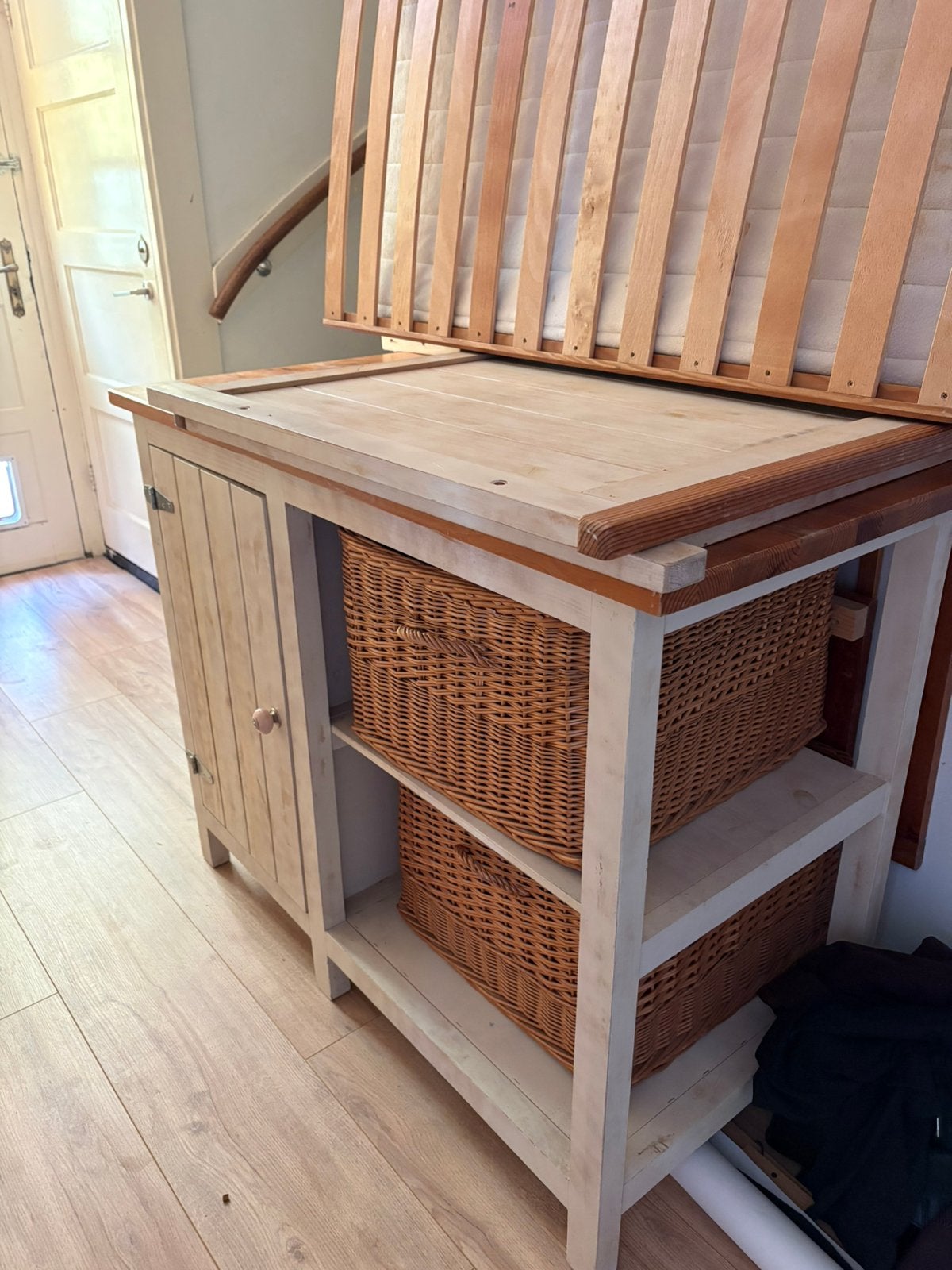 Ledikant en commode, Kinderen en Baby's, Kinderkamer | Complete kinderkamers, Ophalen, Zo goed als nieuw, Jongetje of Meisje