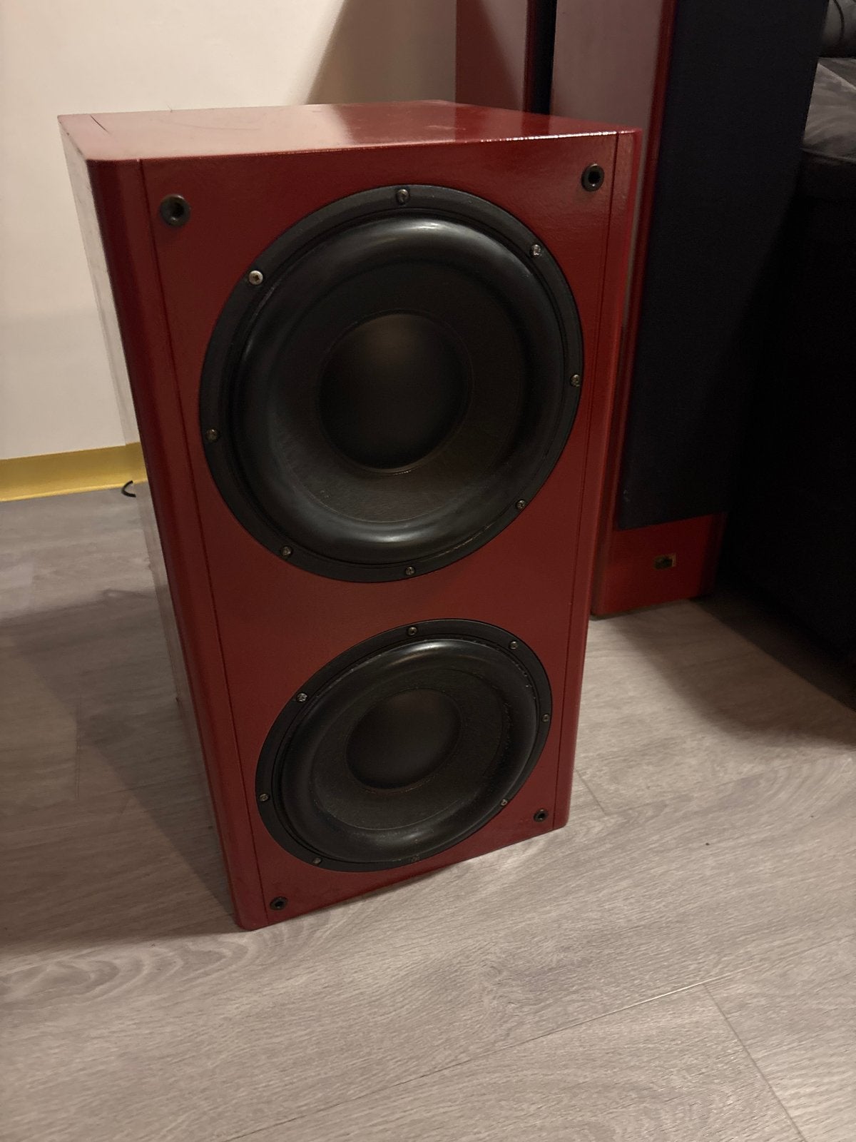 Hypex HS 200 Subwoofer - Krachtige Bass, Subwoofer, Zo goed als nieuw, Geschikt voor surround/home cinema, Ophalen