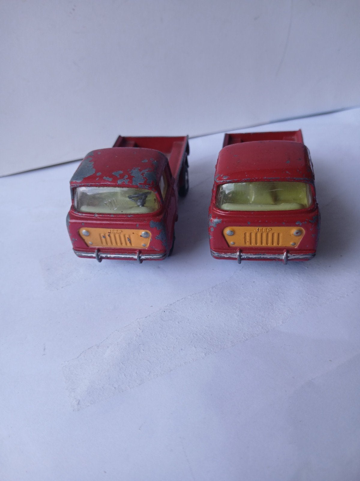 2x Jeep FC-150. Corgi toys,  samen: €9, Hobby en Vrije tijd, Ophalen of Verzenden, Gebruikt, Auto, Corgi
