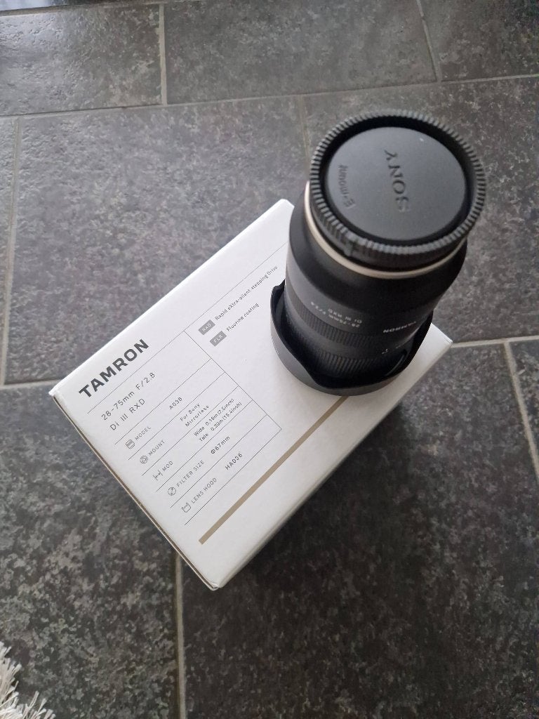 Tamron 28-75mm F/2.8 Di III RXD lens voor Sony FE E-mount, Sony E-mount, Ophalen of Verzenden, Zo goed als nieuw, 75 mm