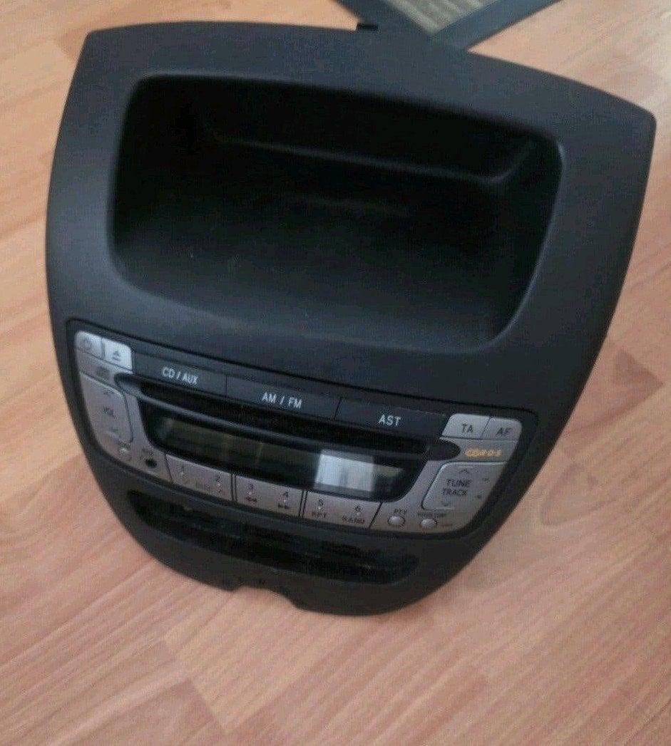 Toyota Aygo Citroën C1 Peuegot 107 Radio Origineel, Ophalen of Verzenden, Gebruikt
