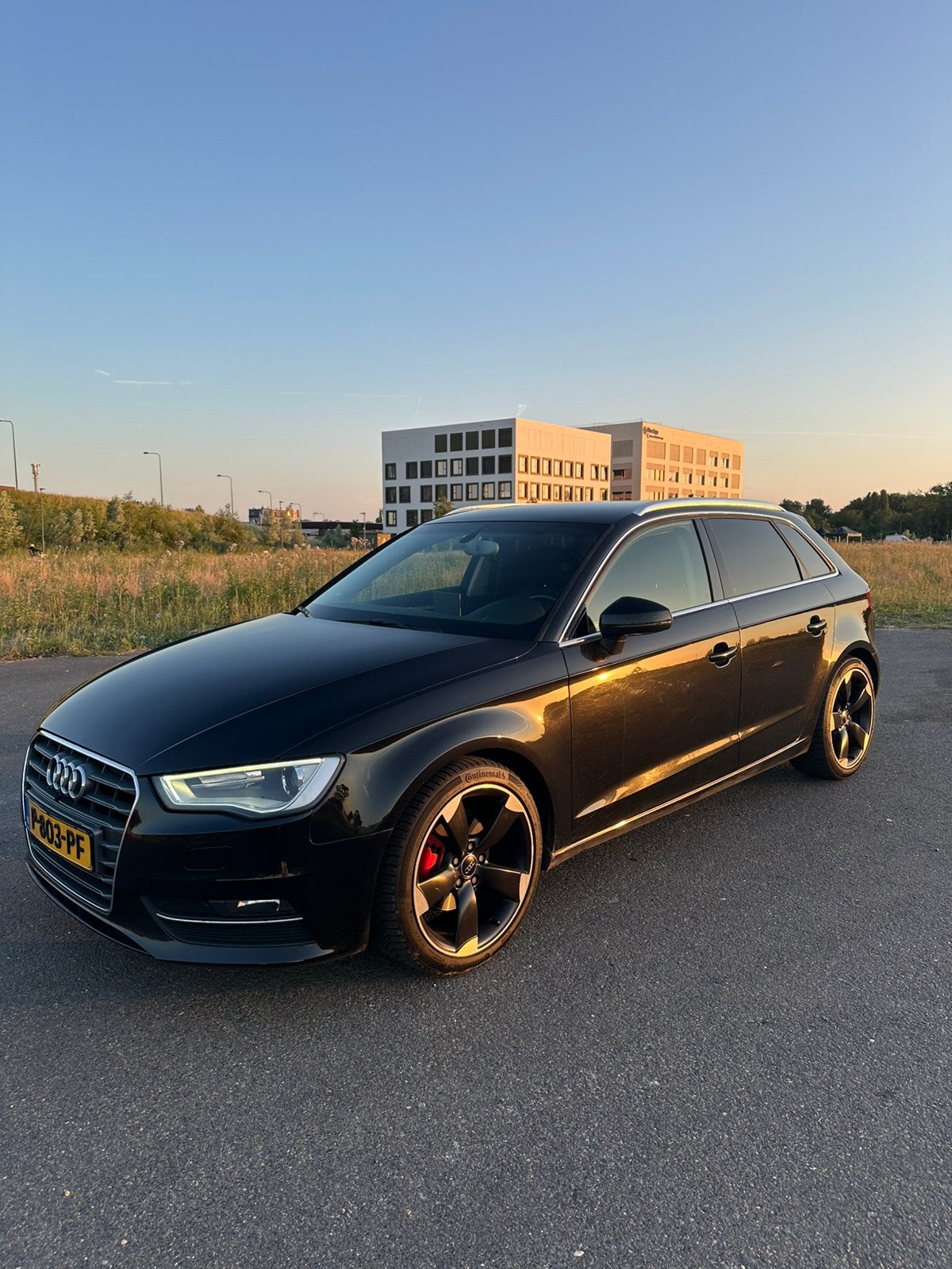 Audi A3 1.4 Tfsi 90KW Sportback S-tronic 2013 Zwart, Auto's, 1395 cc, 650 kg, Particulier, Geïmporteerd