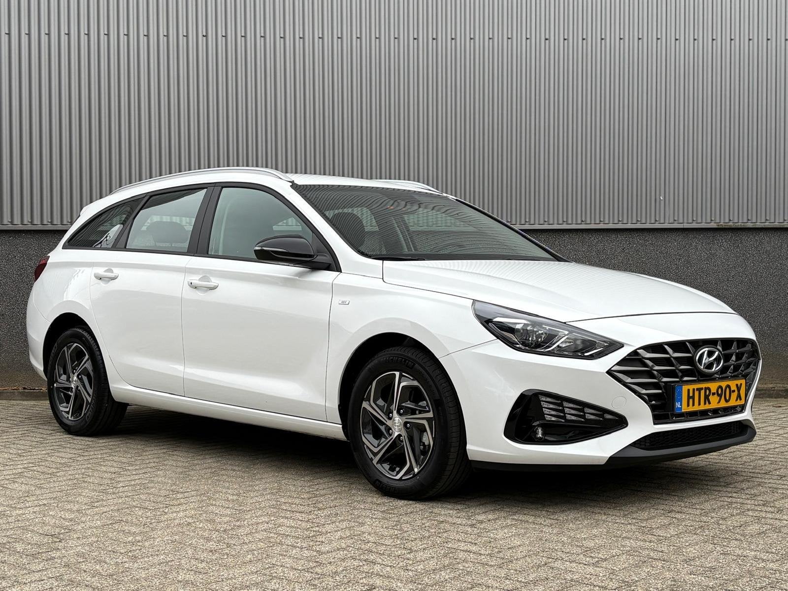 Hyundai i30 Wagon 1.0 T-GDi 120pk Comfort I Climate Control, Voorwielaandrijving, Stof, Parkeersensor, 1246 kg