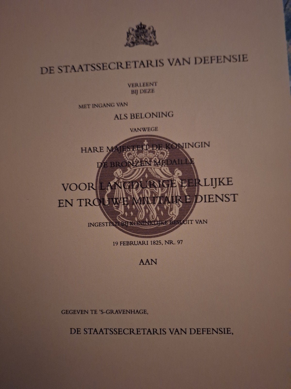 Trouwe dienst sertevicaat, Verzamelen, Militaria | Algemeen, Verzenden, Landmacht, Nederland, Embleem of Badge