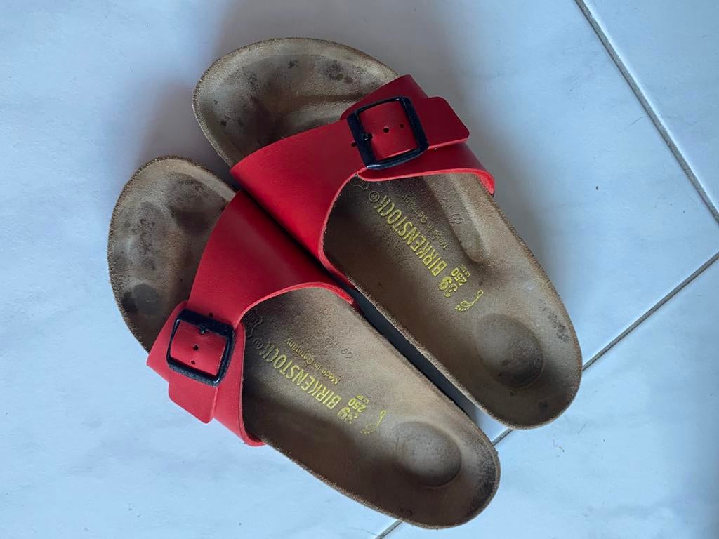 Birkenstocks 39, Kleding | Dames, Schoenen, Slippers, Nieuw, Ophalen of Verzenden, Rood