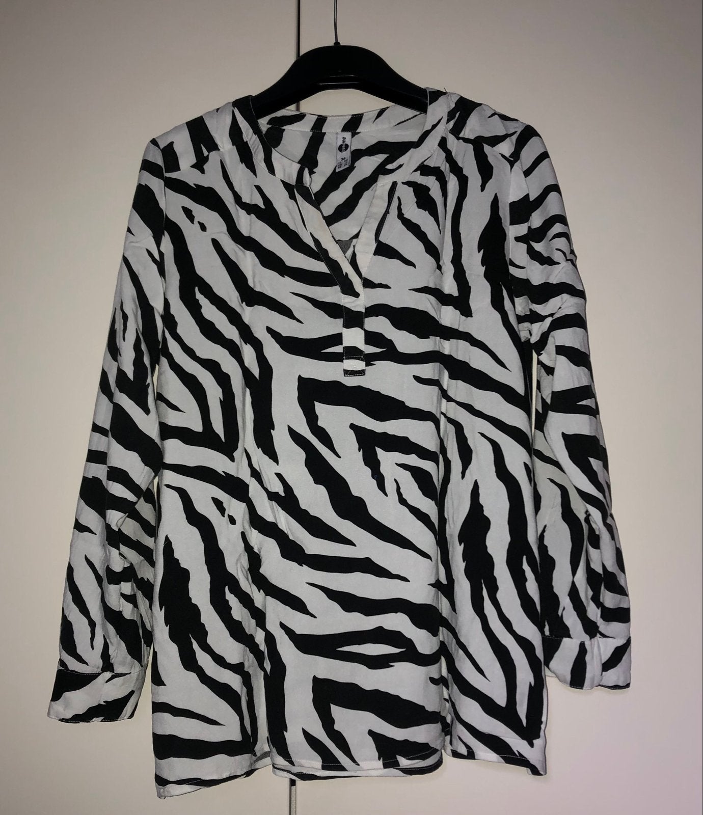 Everme Zebra Print Blouse Maat 36 (S), Kleding | Dames, Blouses en Tunieken, Ophalen of Verzenden, Zo goed als nieuw, Maat 36 (S)