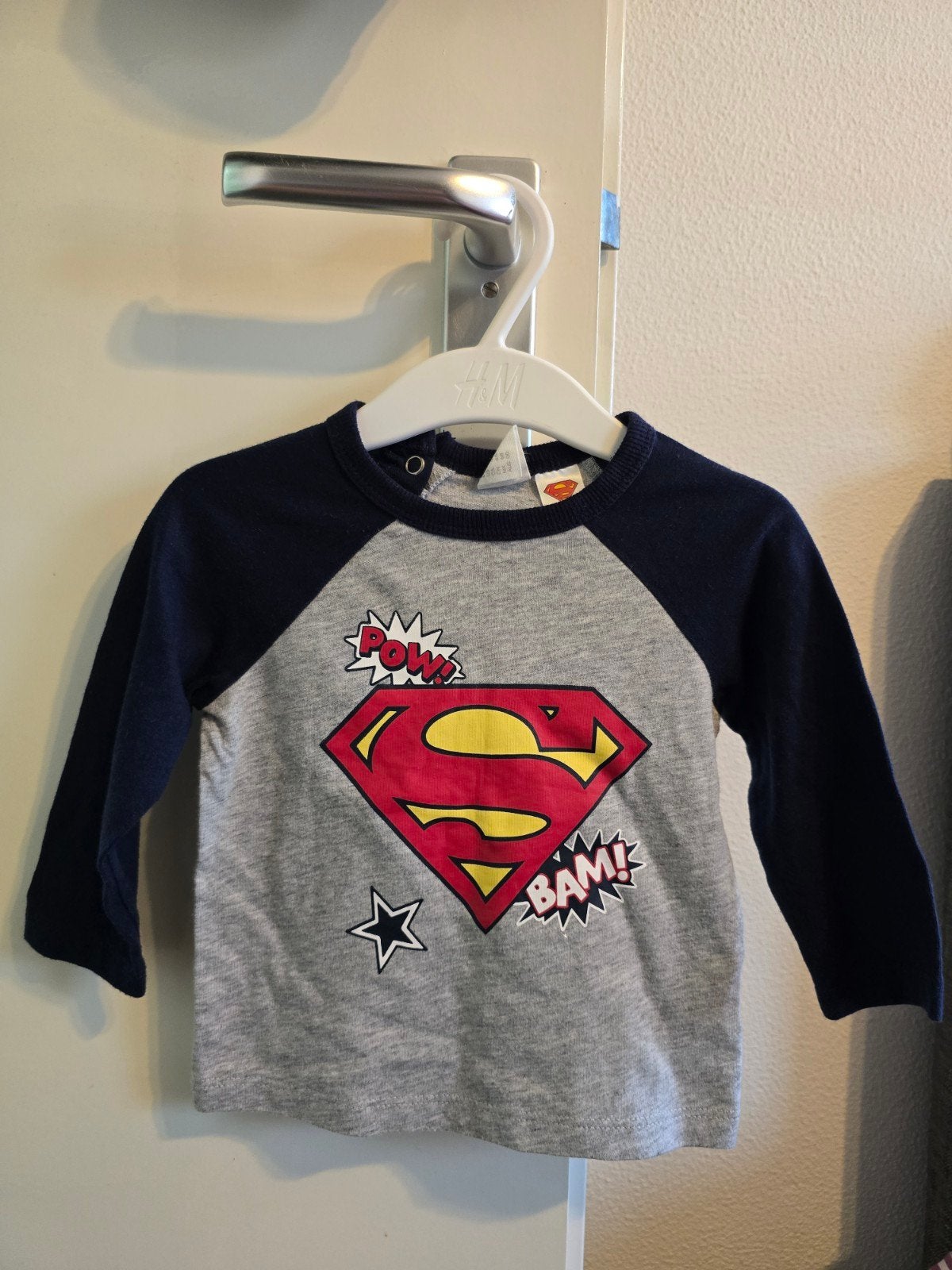 H&M Superman T-shirt maat 68, H&M, Ophalen of Verzenden, Zo goed als nieuw, Jongetje