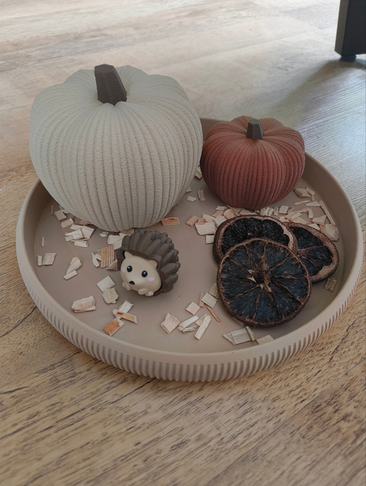 plateau met herfst decoratie., Beige, Nieuw, Kunststof, Ophalen of Verzenden