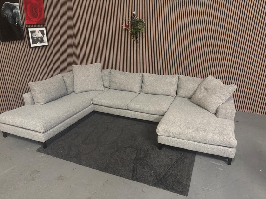 GRATIS LEVERING Montel Monza U-Bank 360x235x170 GEREINIGD, Huis en Inrichting, Banken | Bankstellen, Hoekbank, 300 cm of meer
