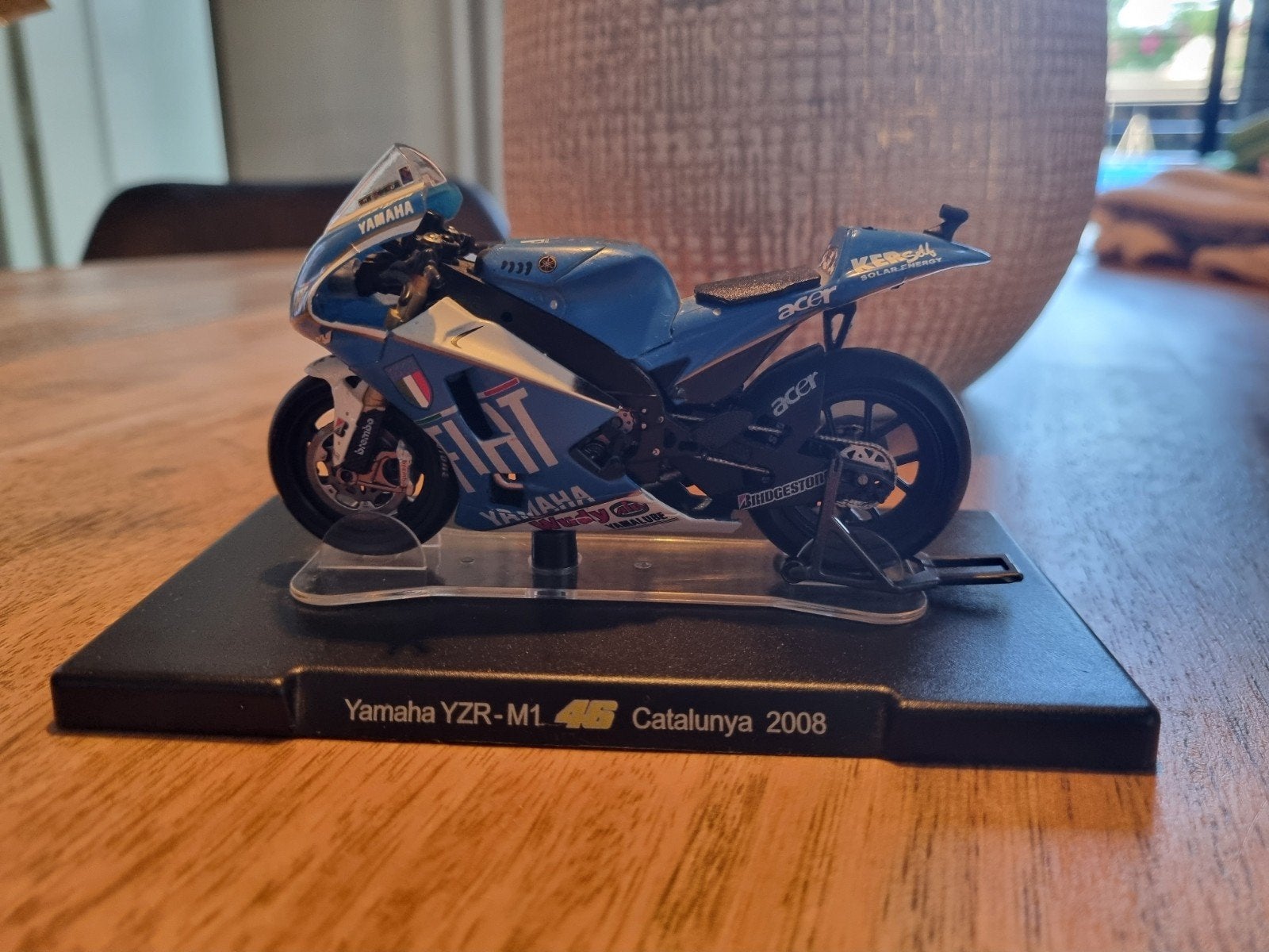 Altaya 1:18 Yamaha YZR-M1 Valentino Rossi 2008 Catalunya, Overige merken, Ophalen of Verzenden, Zo goed als nieuw, Groter dan 1:32