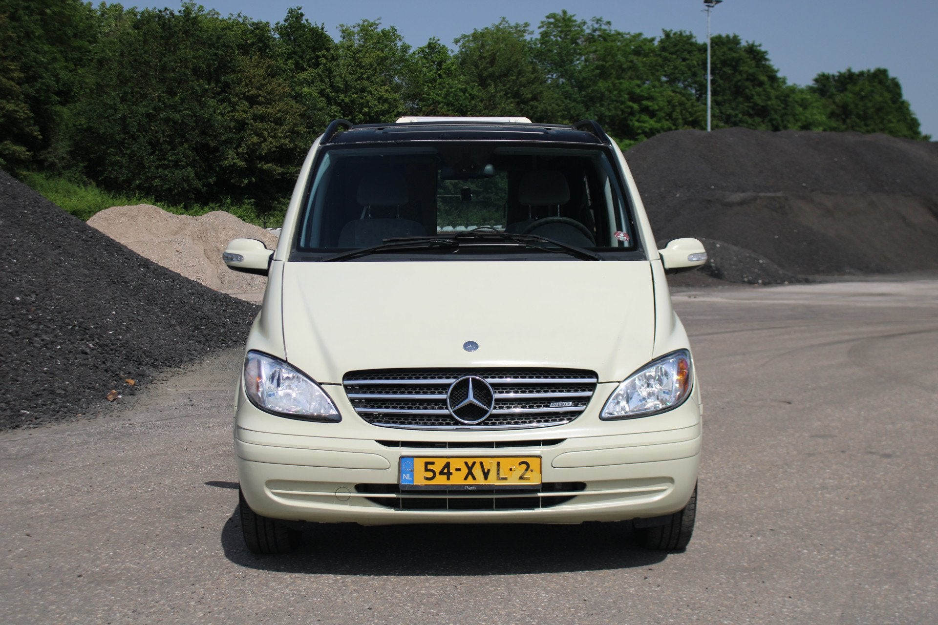 Mercedes-Benz 639 VIANO CDI 2.2 camper (bj 2004), Mercedes-Benz, Bedrijf, Havenweg 37c
4905AA  OOSTERHOUT, NL, KL Auto's