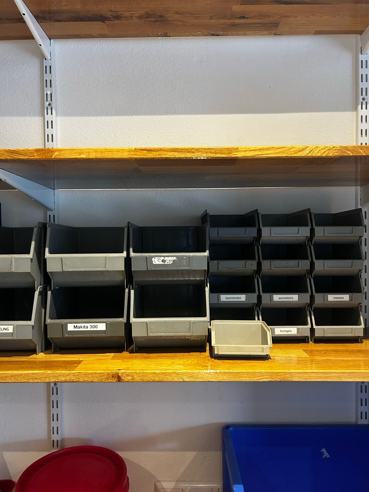 Diverse opbergbakken en sorteerkasten, Ophalen
