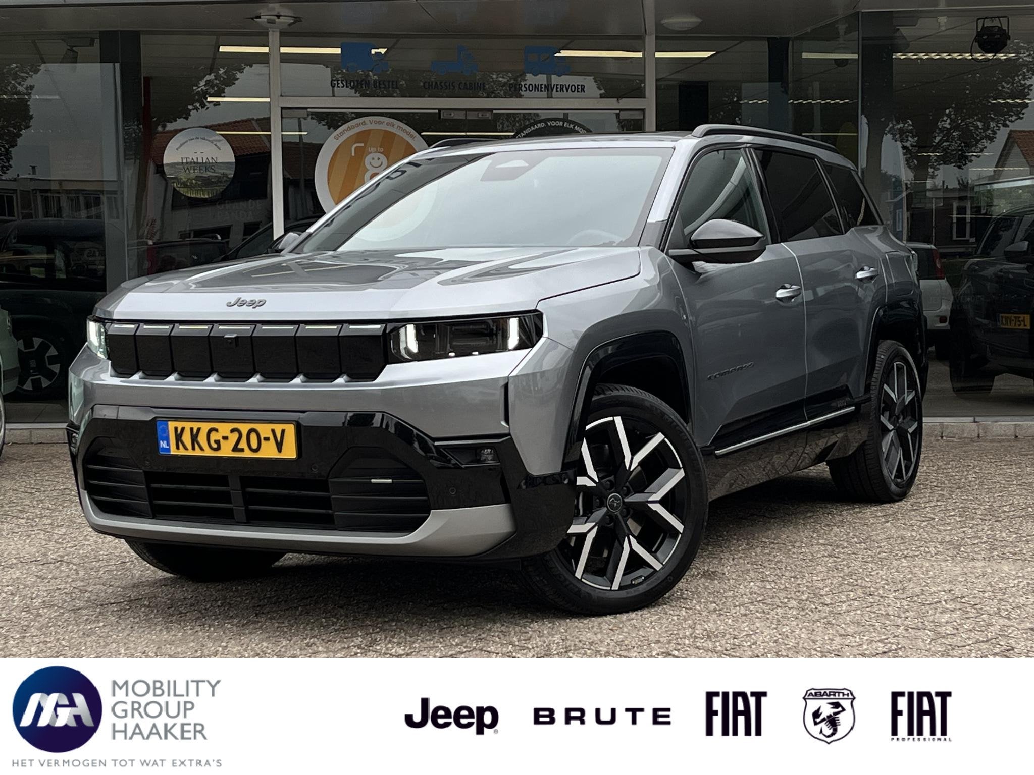 Jeep Compass First Edition 74 kWh | Apple/Android | Panaroma, Auto's, Verwarmde buitenspiegels, Gebruikt, 213 pk, 31 min