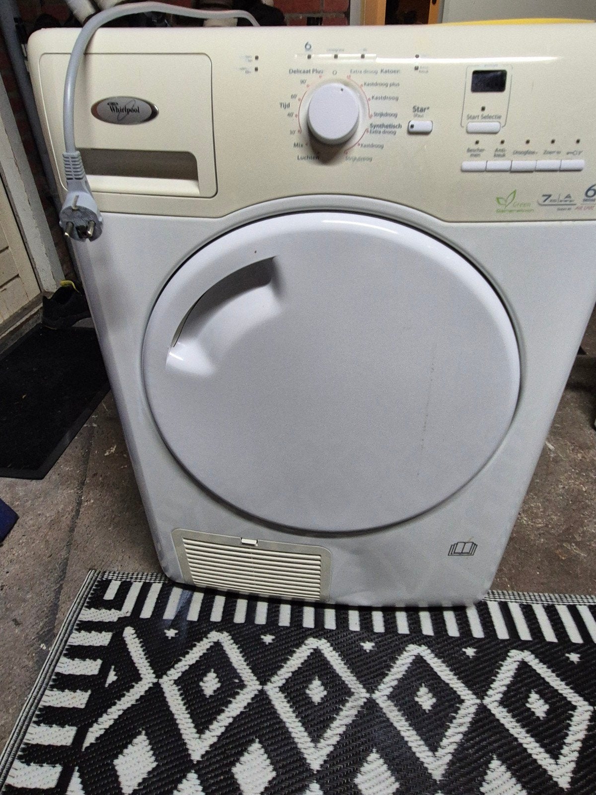 Whirlpool Condensdroger - Goede staat, Ophalen, 6 tot 8 kg, Gebruikt, Voorlader