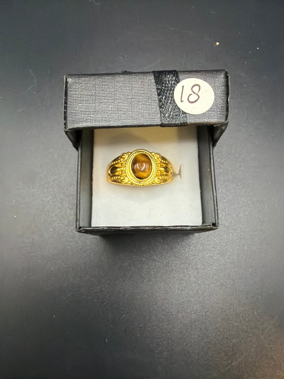 Ring van verguld messing met Tijgeroog steen - Maat 18, 18 tot 19, Ophalen of Verzenden, Zo goed als nieuw, X
