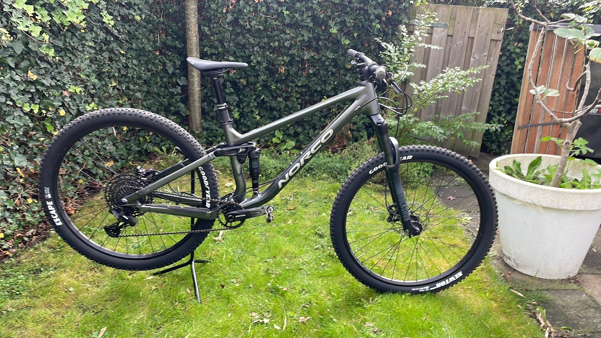 Norco Fluid maat M Sram, Fully, Zo goed als nieuw, Schijfrem, Ophalen