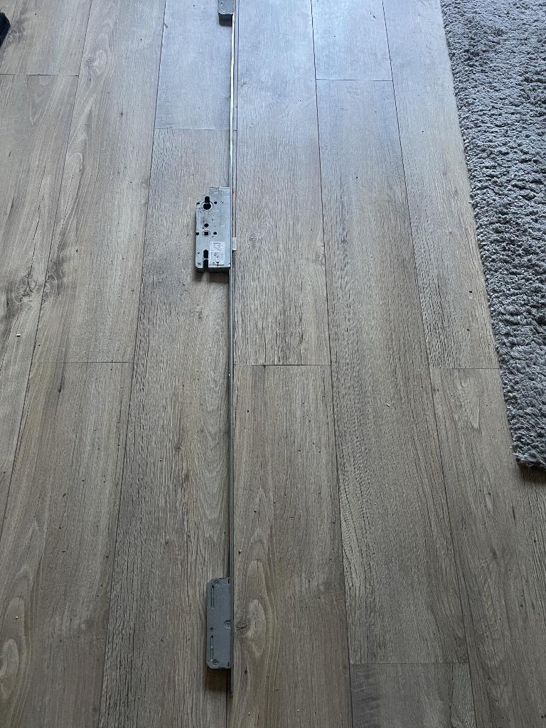 8x driepuntssluiting, Ophalen, Gebruikt, Slot