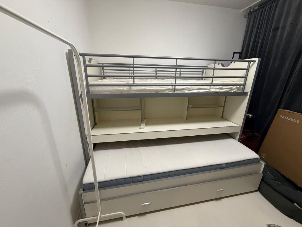 Bed, Huis en Inrichting, Slaapkamer | Stapelbedden en Hoogslapers, Ophalen, Zo goed als nieuw, Eenpersoons, Hoogslaper