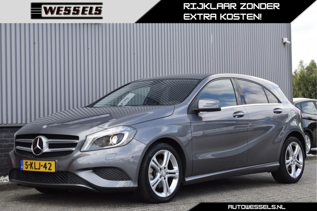 Mercedes-Benz A-Klasse 180 Ambition Cruise, PDC, NAP, Auto's, Gebruikt, 4 cilinders, Leder en Stof, 122 pk