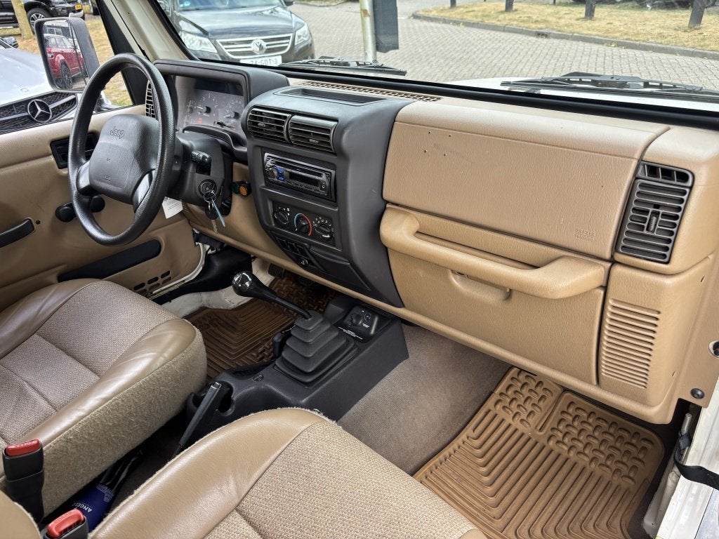 Jeep Wrangler 2.5i Softtop Sahara Cabrio 1999 Benzine 4X4, foto 12